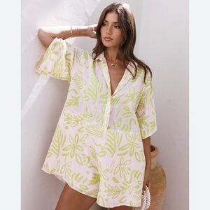 Petal + Pup Leaf Print Button-Up Romper Sz S Pink/Green Boho Vacay Girly Preppy